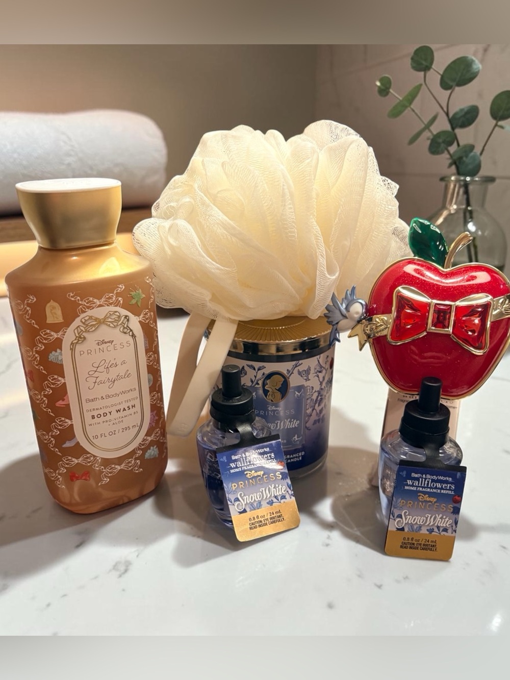 Disney x Bath & Body Works Snow White 6pc Home Fragrance Body Wash Gift Set